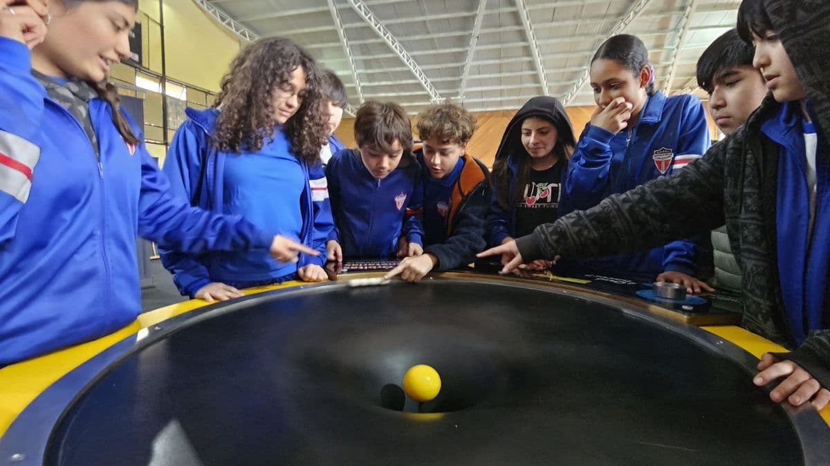 El mim llega a Arica con muestra interactiva sobre el universo